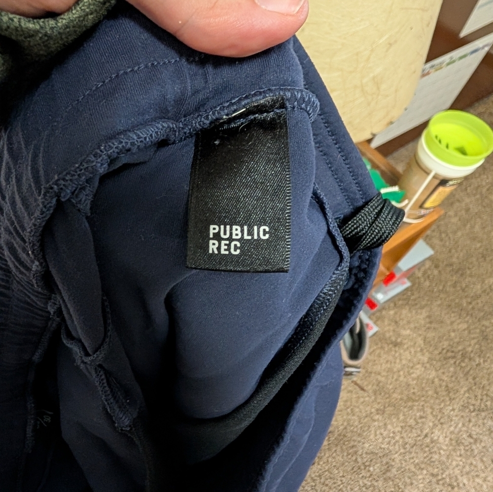 Public Rec The Jogger – Navy • Men’s 36/ 30 - Picture 9 of 9